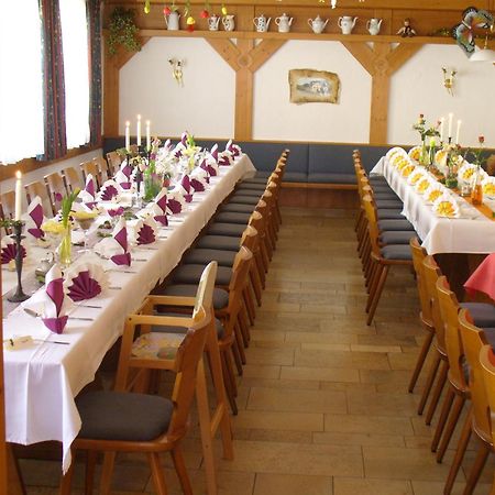 Gasthof Zum Brunnen Mörnsheim Esterno foto